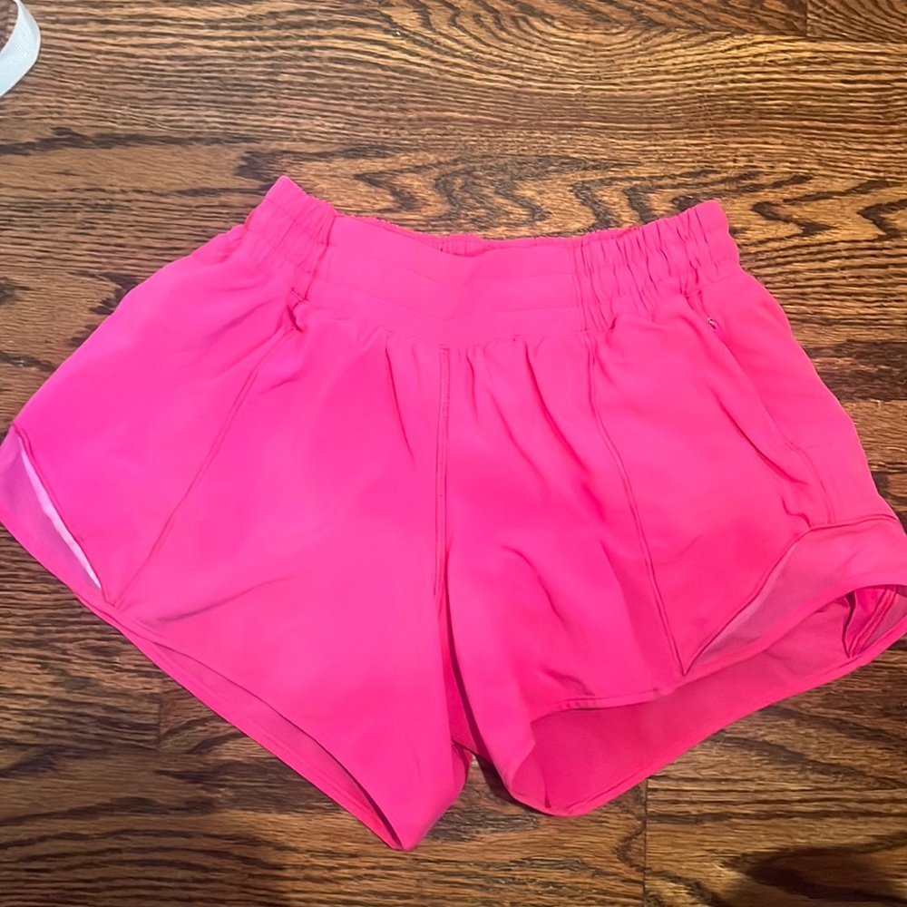Hot pink lululemon shorts!
